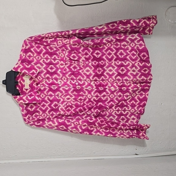 Michael Kors Women's Pink Print Button-Down Blouse. - Picture 1 of 6